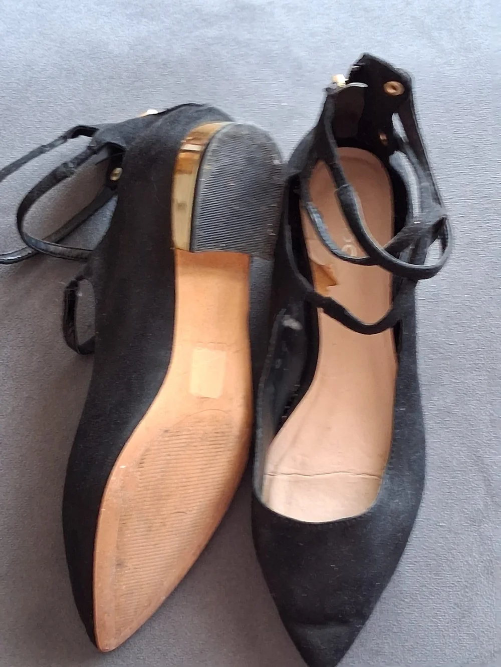 Aldo Women's Black Pointed Ankle-Strap Flats